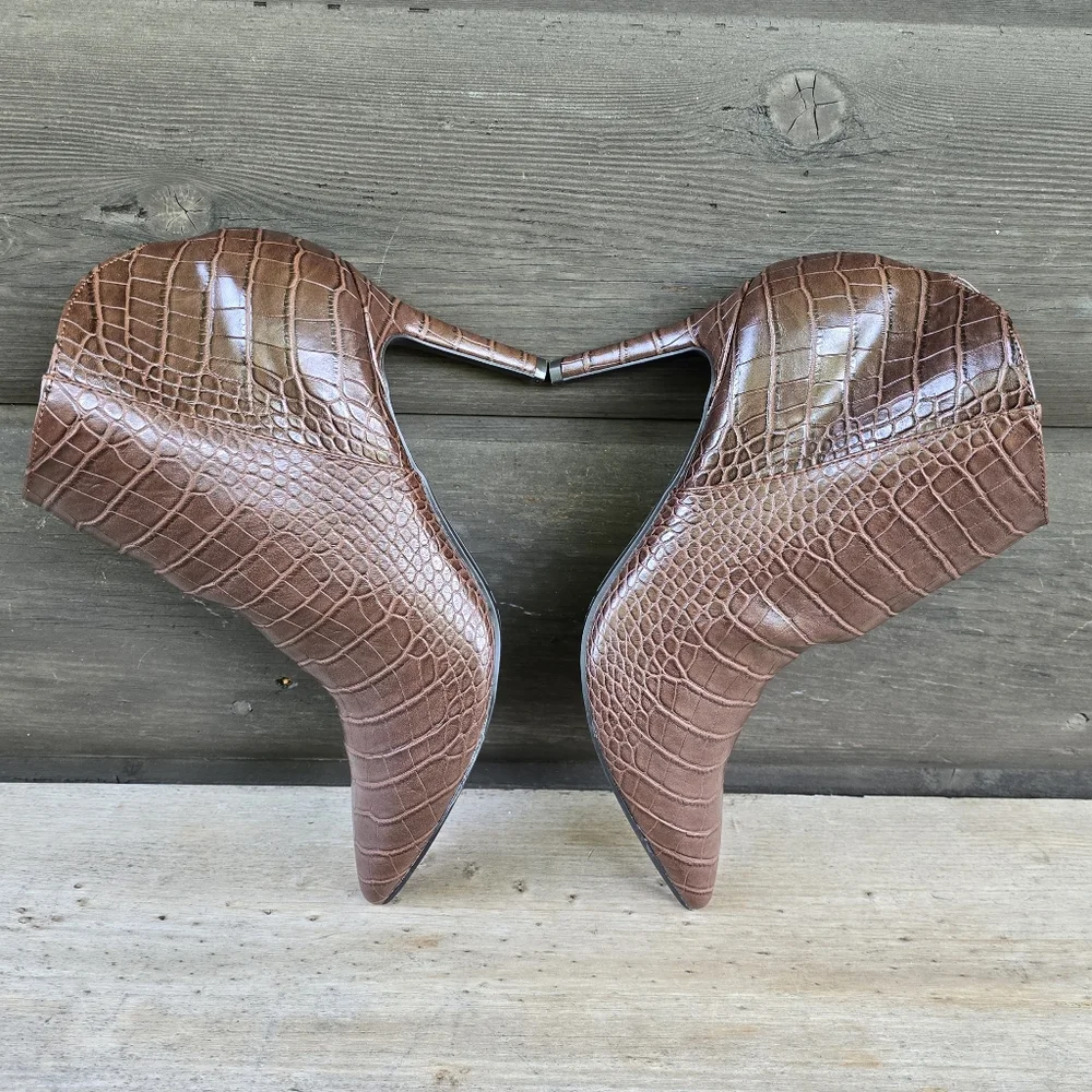 Nine West NEW Finny Y2K Office Siren Crocodile Pointy Toe Stiletto Bootie 8.5M